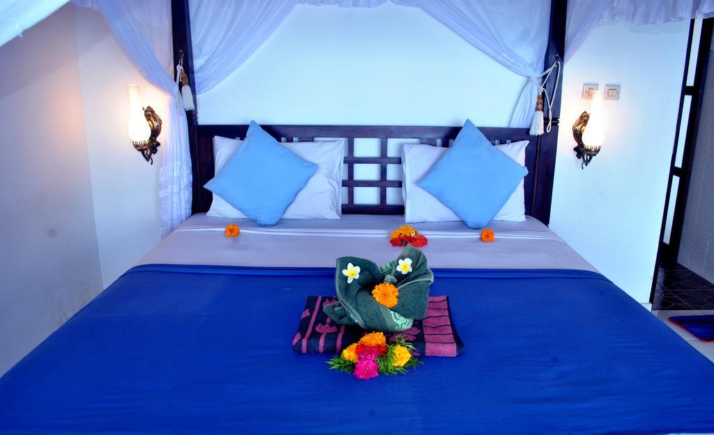 Titi Sedana Homestay อาเม็ด ภายนอก รูปภาพ