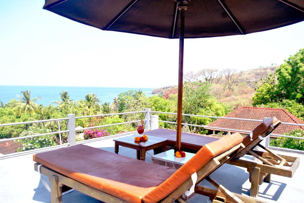 Titi Sedana Homestay อาเม็ด ภายนอก รูปภาพ